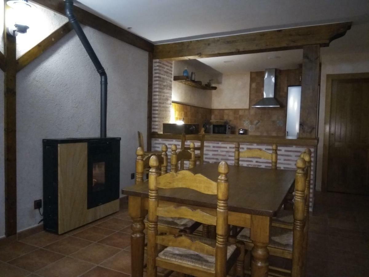Casa Rural Isabel Villaflores エクステリア 写真